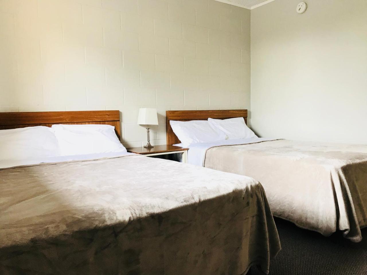 Manitou Motor Inn Kültér fotó