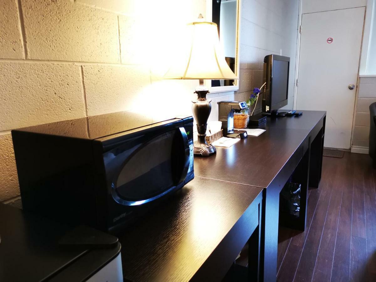 Manitou Motor Inn Kültér fotó